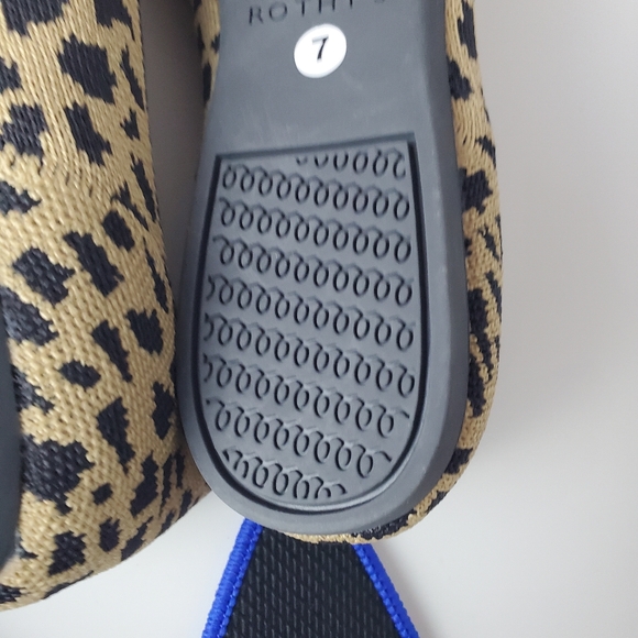Rothy's The Point Slip On Flats Desert Cat Size 7 - Picture 15 of 16